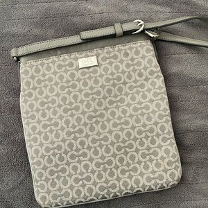 COACH NEEDLEPOINT CROSSBODY 7.5x 8.5 Bought from Coach Outlet.